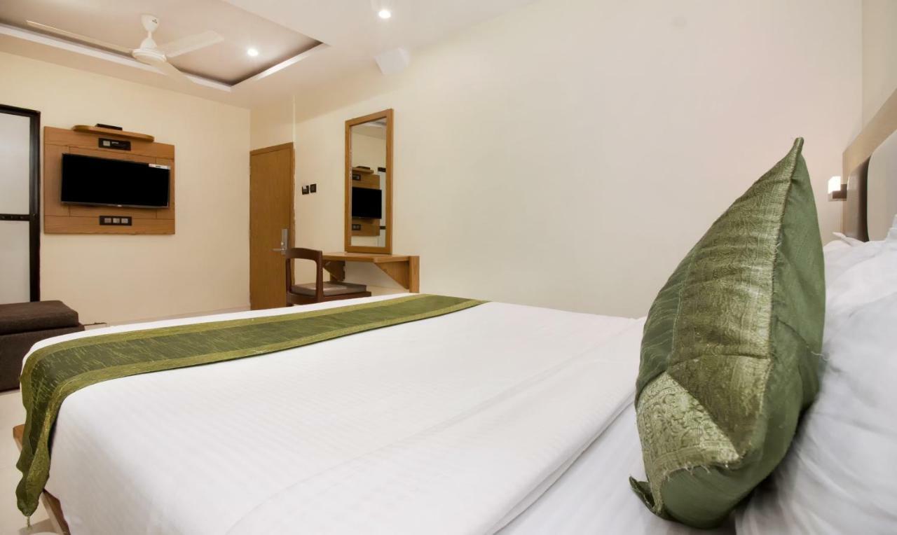 מומביי Hotel Residency Park מראה חיצוני תמונה
